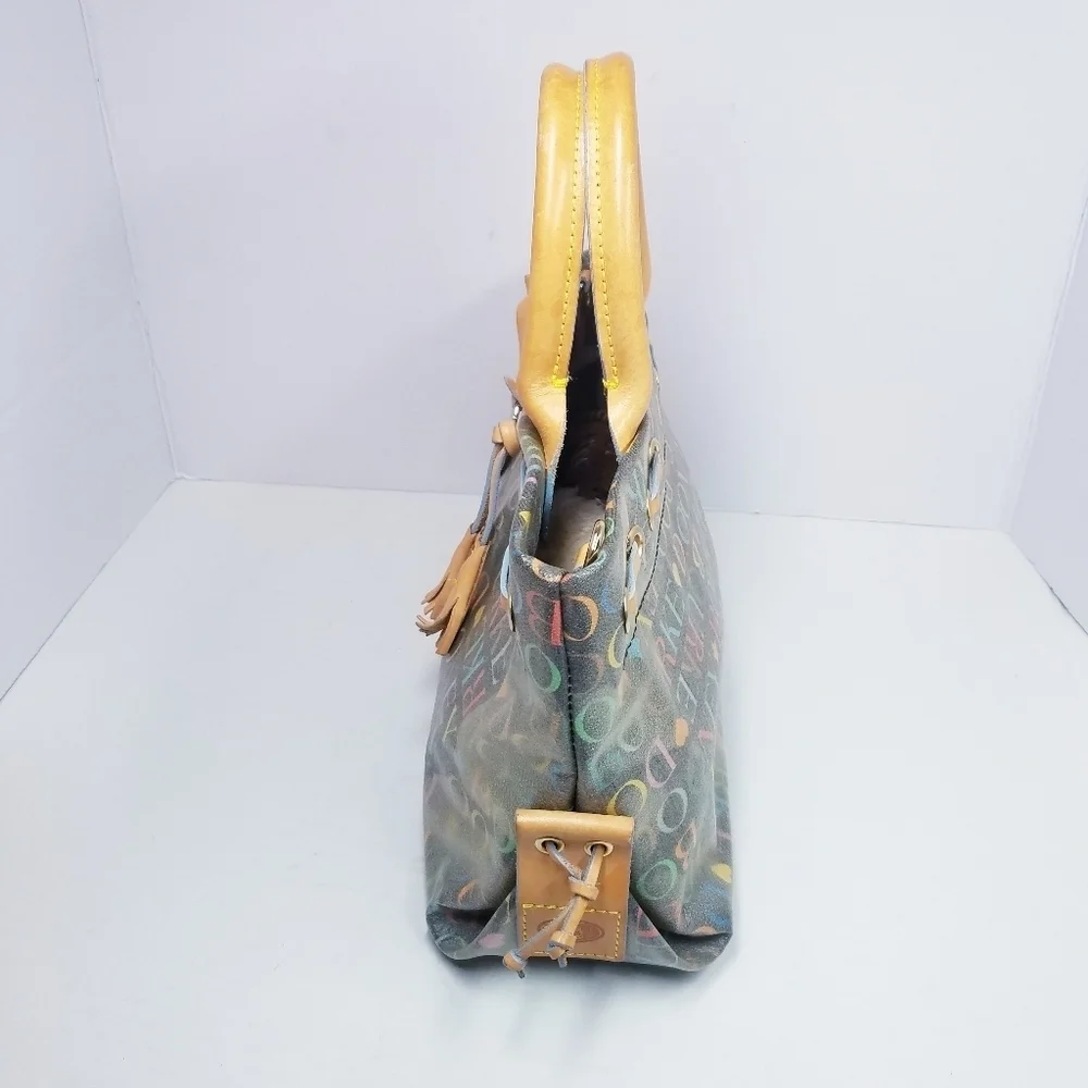 🌸 Dooney‎ & Bourke | Signature Letters Hand